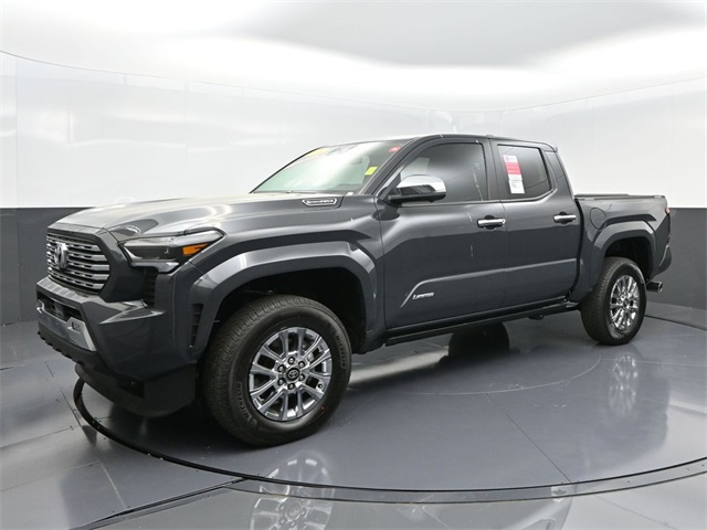 Used 2024  Toyota Limited image 1