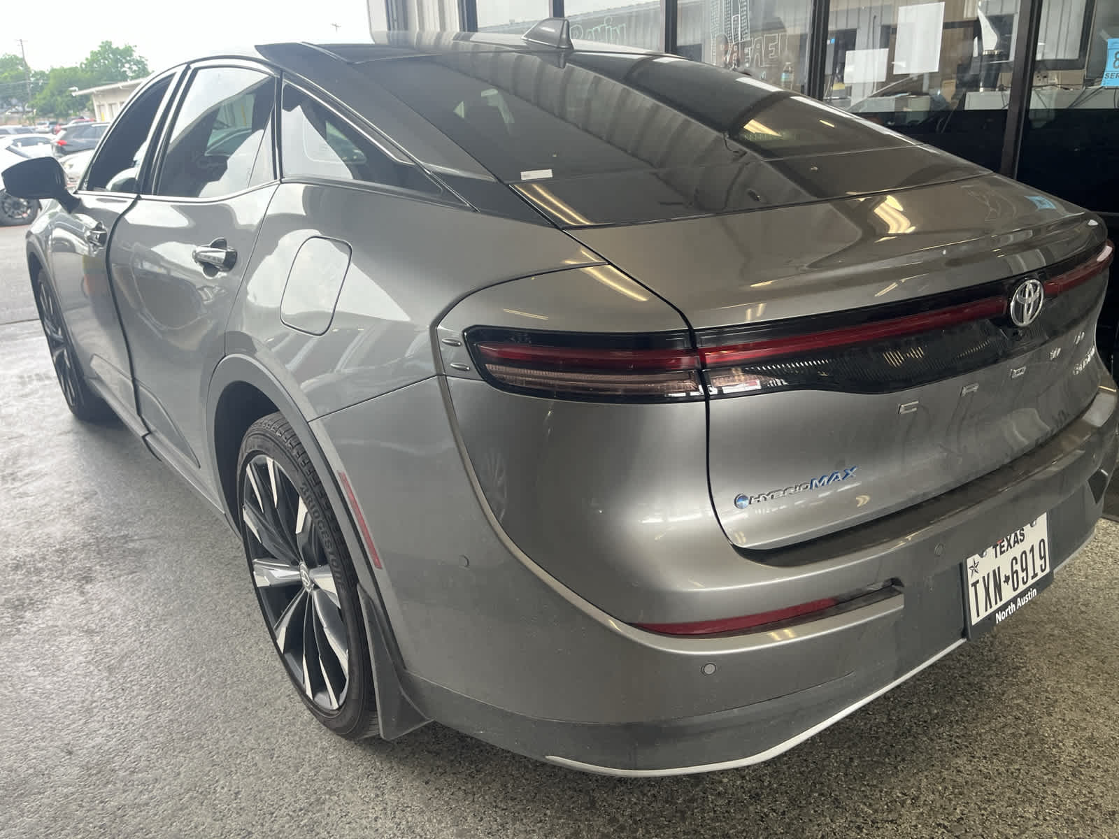 2024 Toyota Crown Platinum photo 4