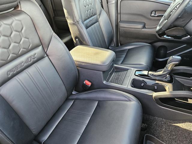 2022 Nissan Frontier PRO-4X photo 9