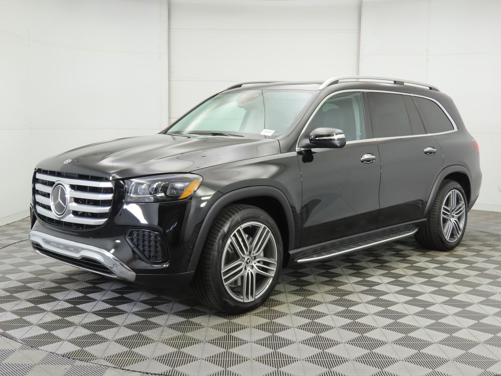 2026 Mercedes-Benz GLS Base's photo