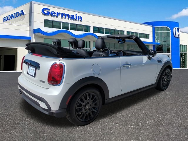 2024 Mini Cooper Signature photo 4