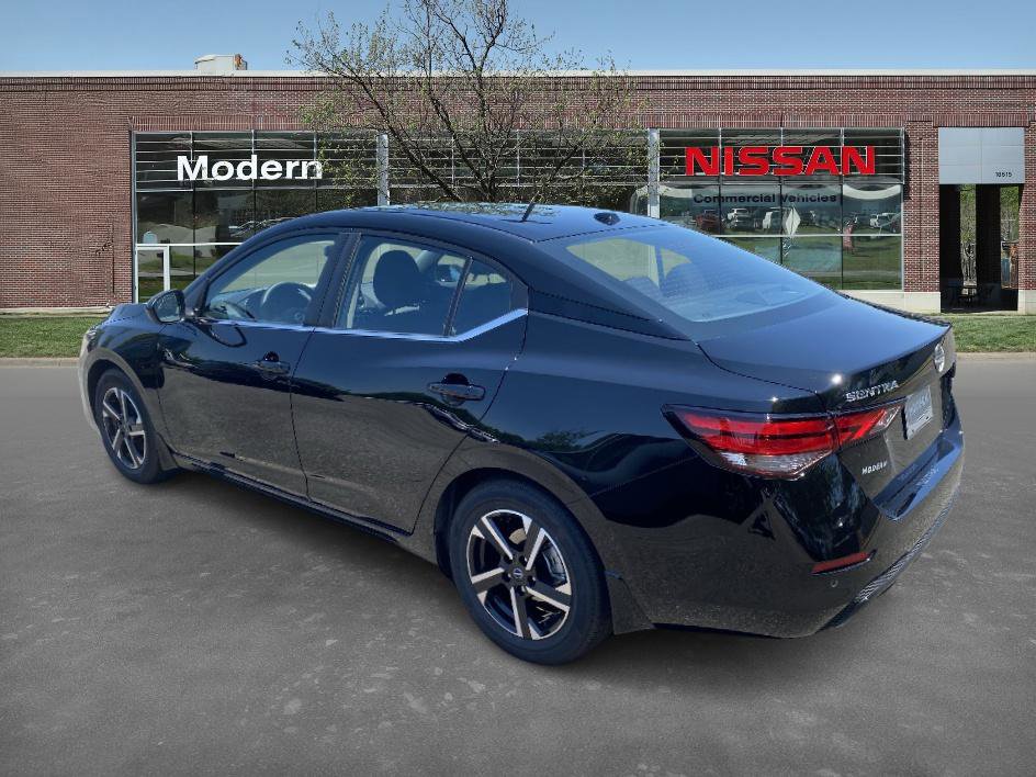 2025 Nissan Sentra SV photo 2