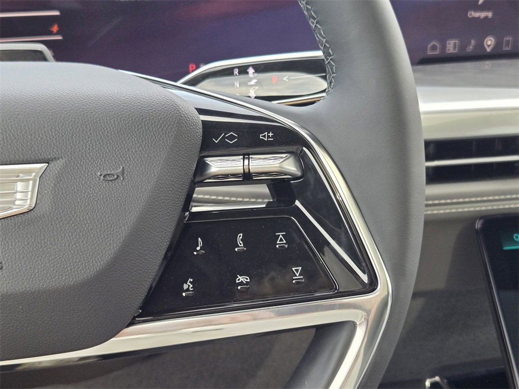 2025 Cadillac Escalade IQ Luxury photo 26