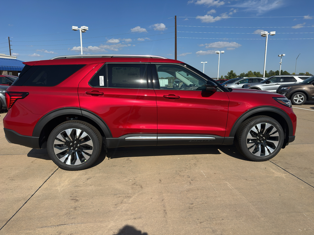 2025 Ford Explorer Platinum photo 8