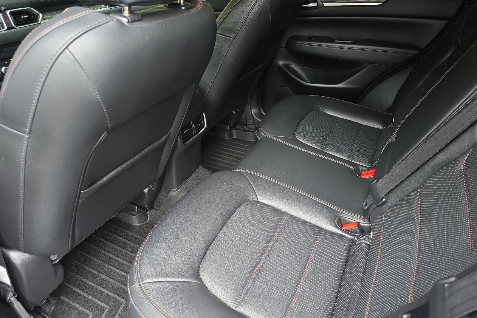 2022 Mazda CX-5 2.5 Premium Plus photo 13
