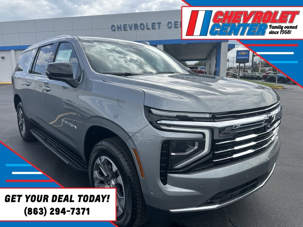 2025 Chevrolet Suburban LT's photo