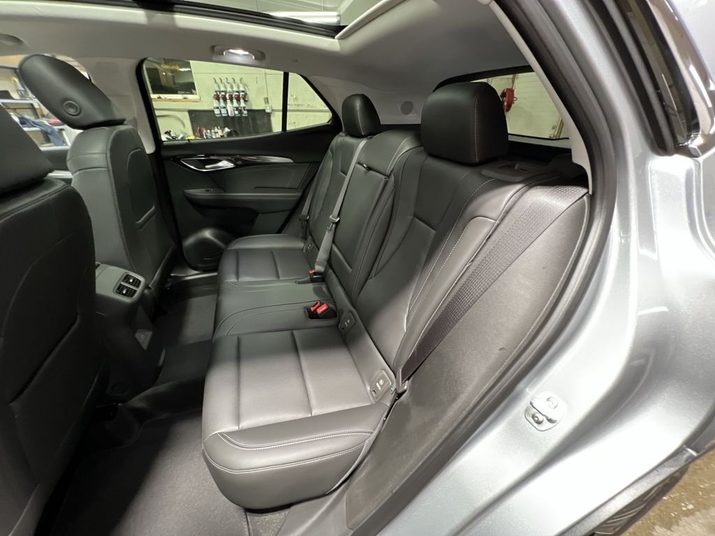 2025 Buick Envision Preferred photo 17