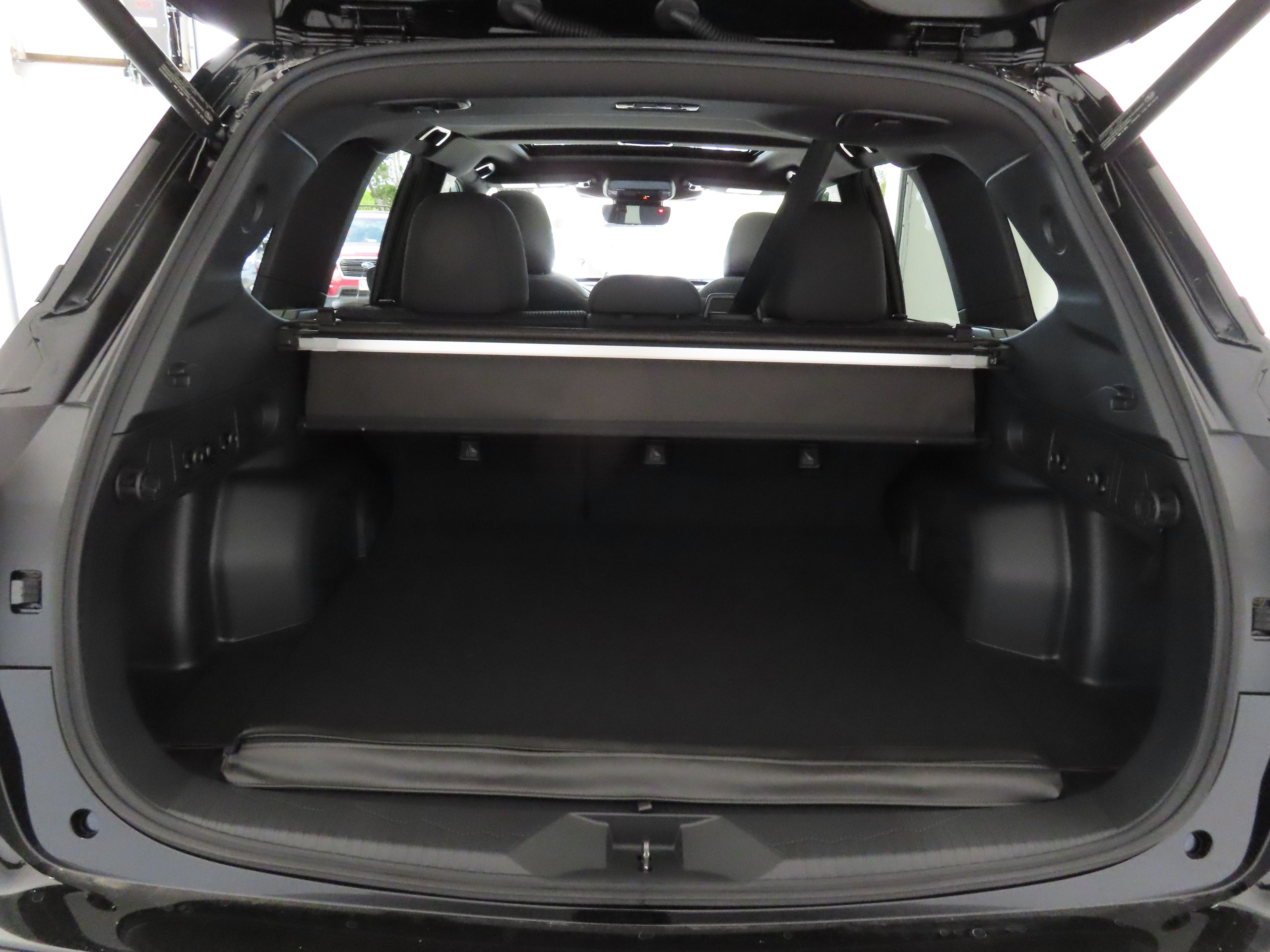 2025 Subaru Forester Premium photo 19
