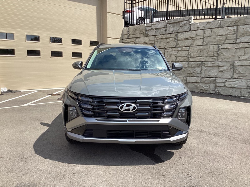 2025 Hyundai Tucson SEL photo 2