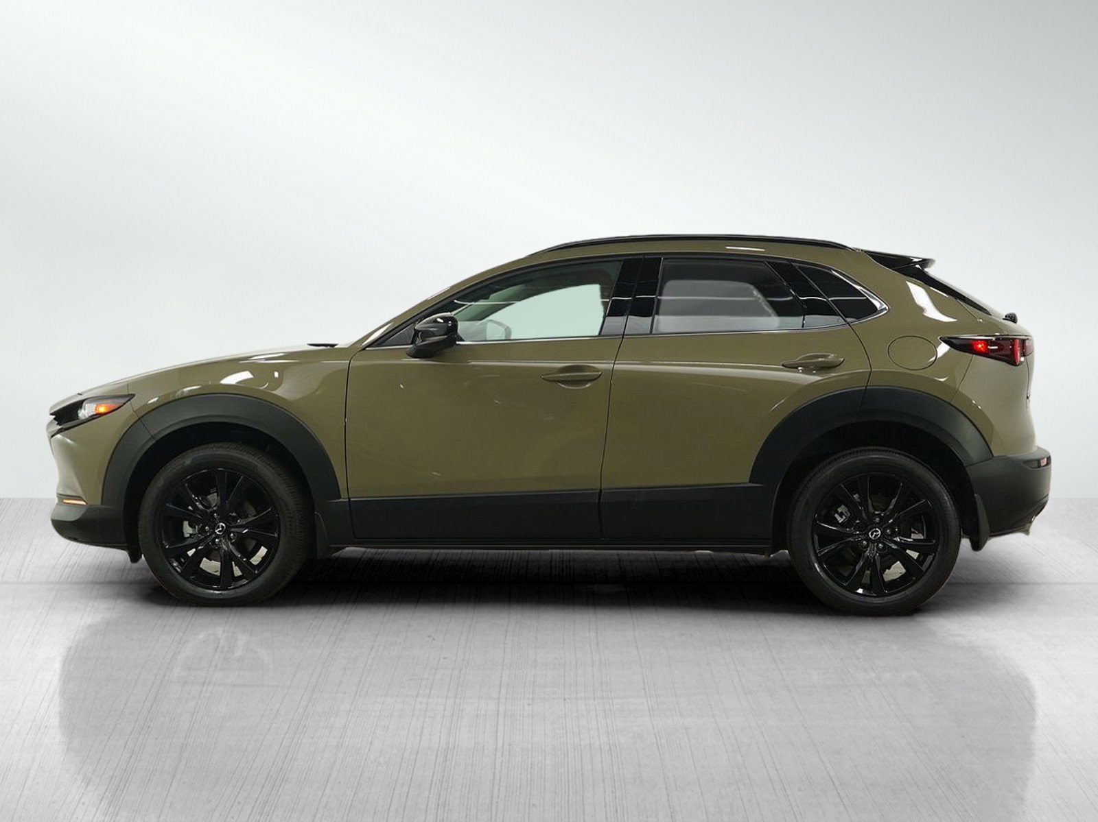 Used 2025 Mazda CX-30 Carbon Turbo with VIN 3MVDMBXY9SM824686 for sale in Burnsville, Minnesota
