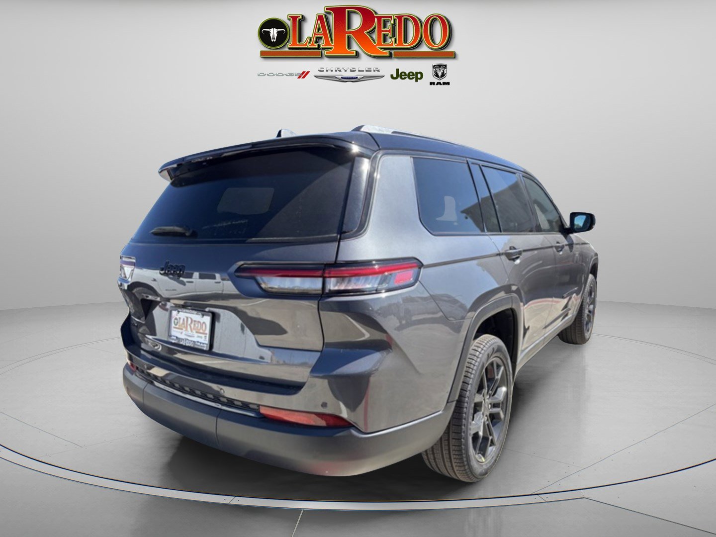 2025 Jeep Grand Cherokee Limited photo 3