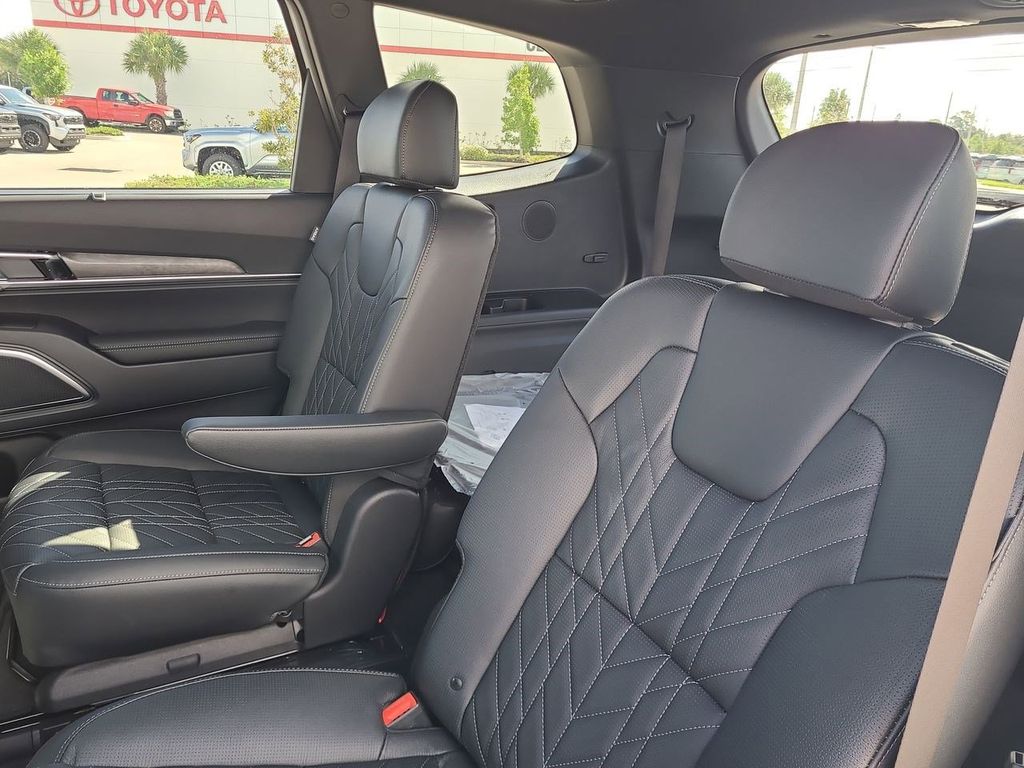 2025 Kia Telluride SX X-Line photo 13