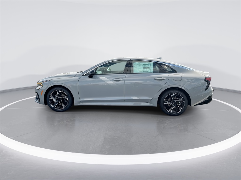 2026 Kia K5 GT-Line photo 5