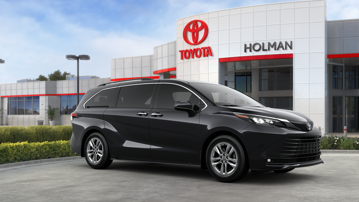 2025 Toyota Sienna LE photo 14