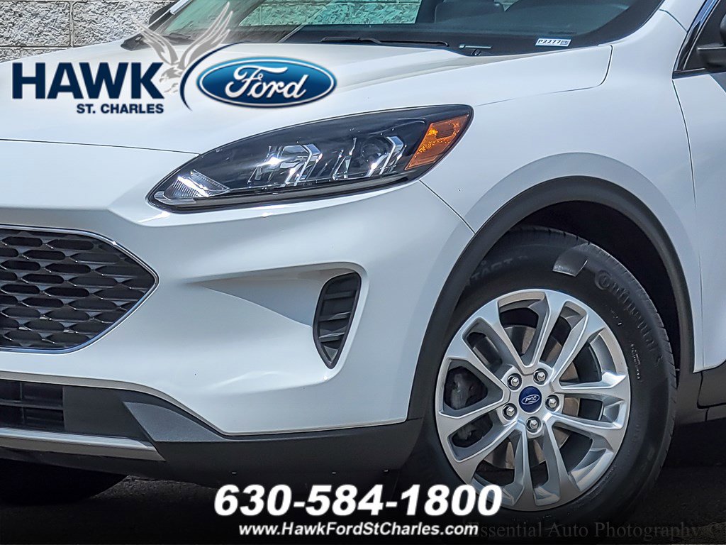 2022 Ford Escape SE photo 3