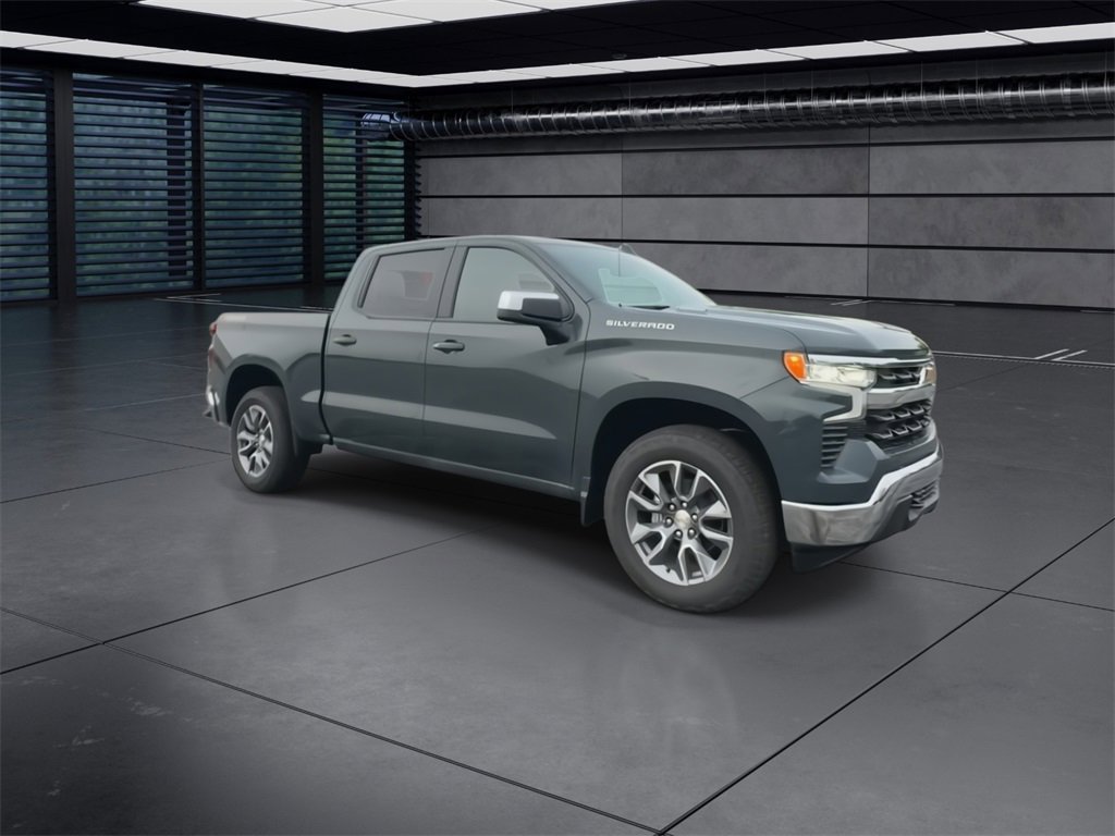 2026 Chevrolet Silverado 1500 LT photo 2