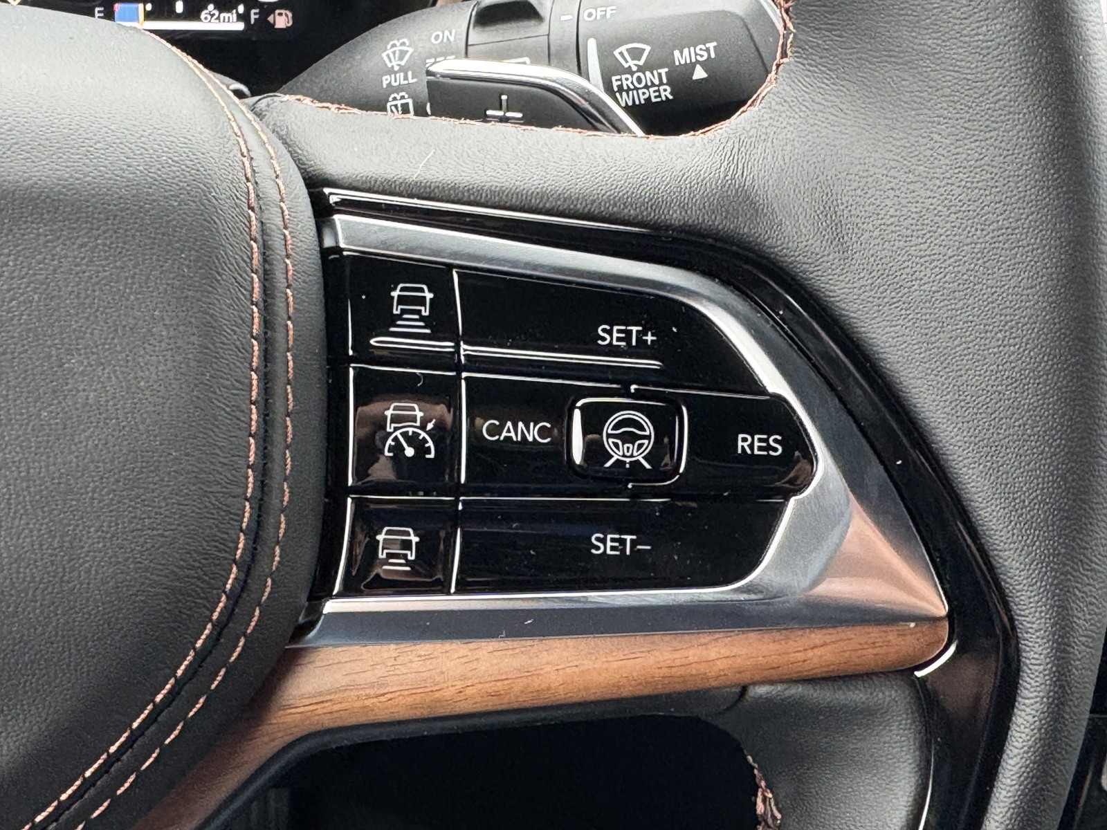 2025 Jeep Grand Cherokee L Summit Reserve photo 23