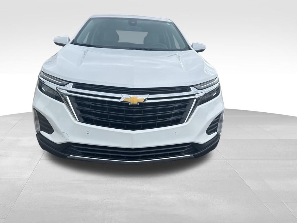 2023 Chevrolet Equinox LT photo 3