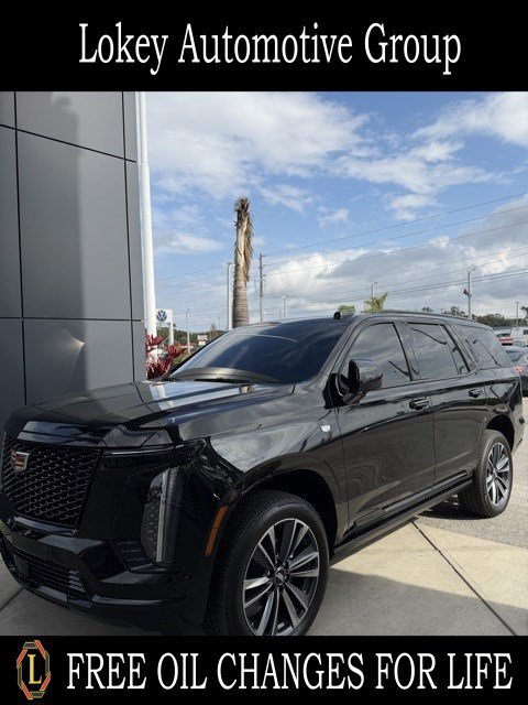 2026 Cadillac Escalade Sport's photo