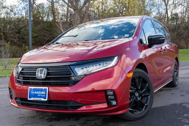 2023 Honda Odyssey SPORT's photo