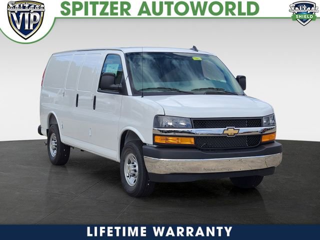 2025 Chevrolet Express Cargo Work Van's photo