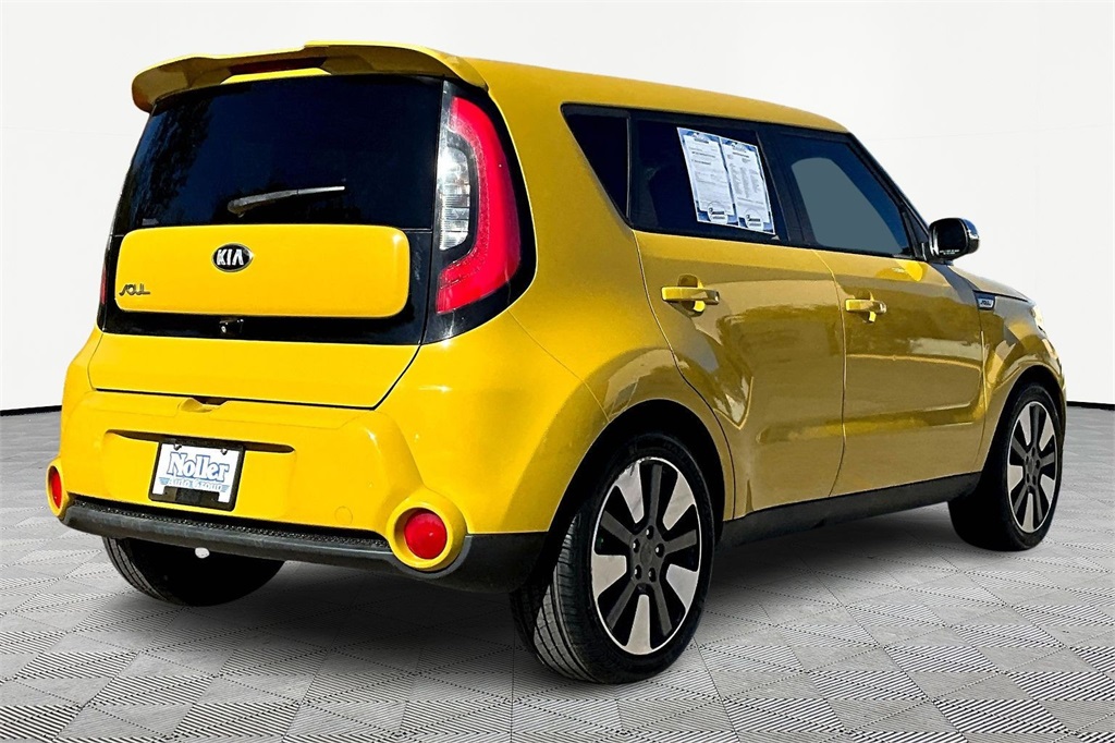Used 2014 Kia Soul Base with VIN KNDJX3A59E7035694 for sale in Kansas City