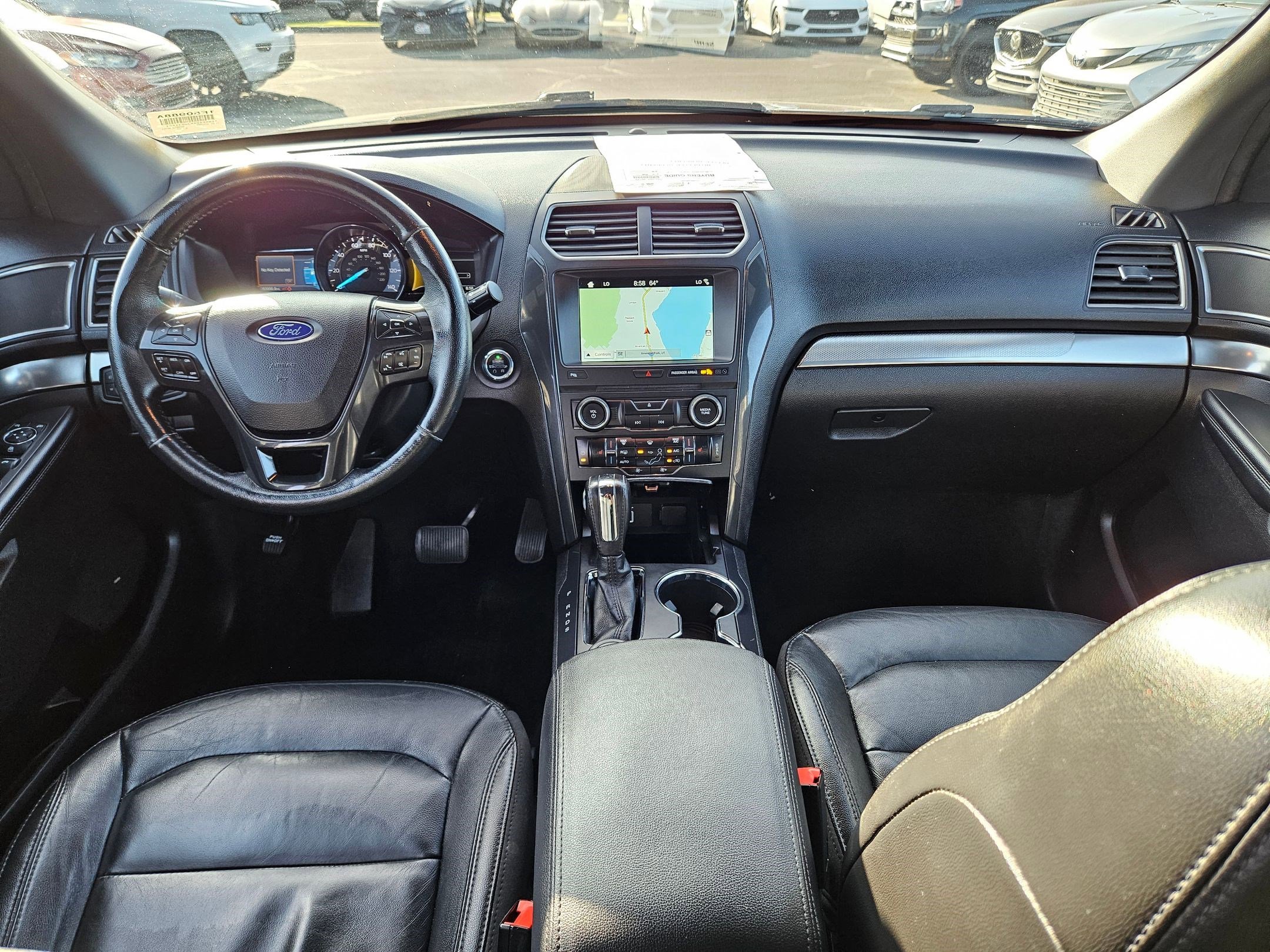 2018 Ford Explorer XLT photo 25