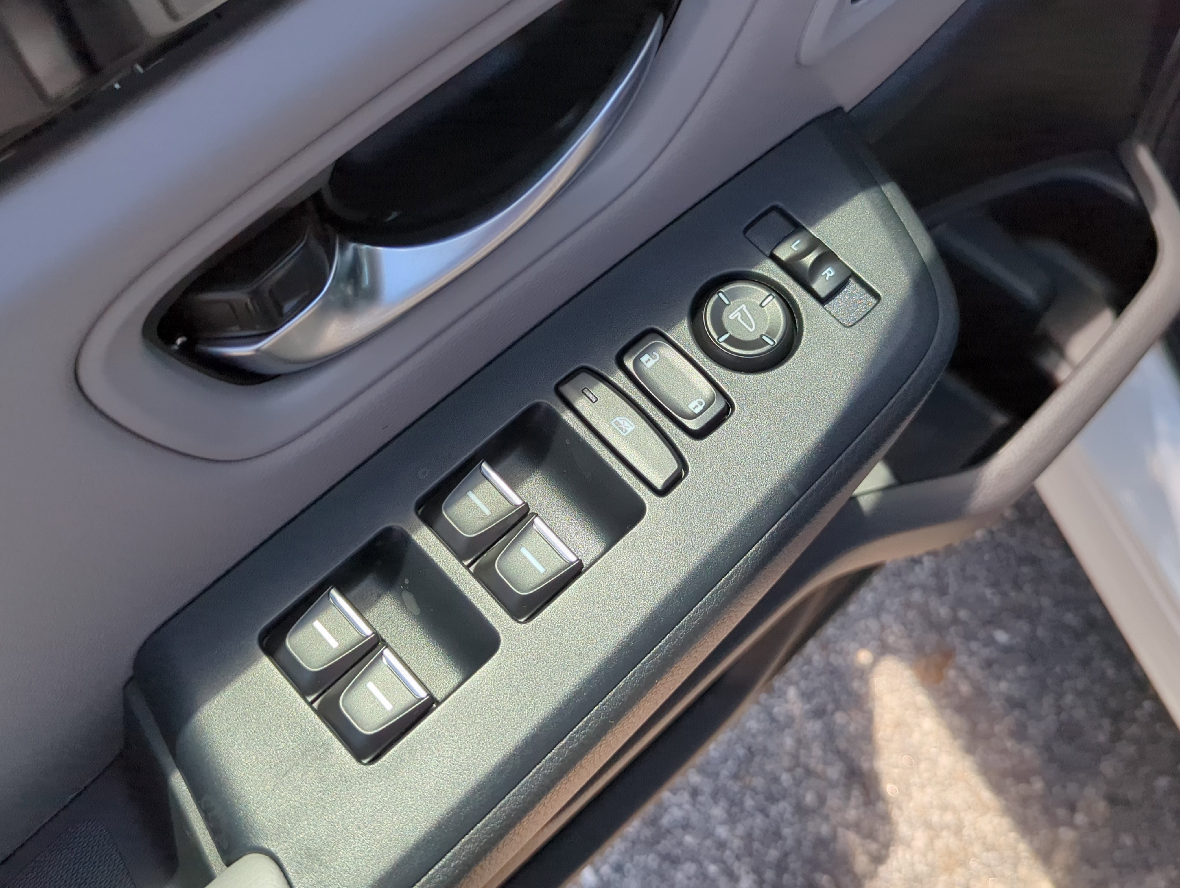 2025 Honda Pilot Touring photo 8