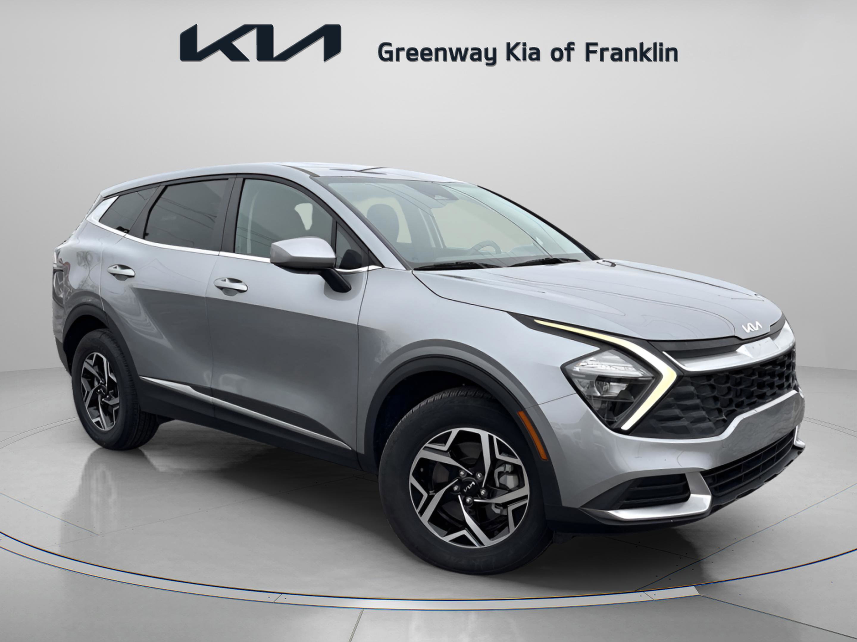 2023 Kia Sportage LX's photo