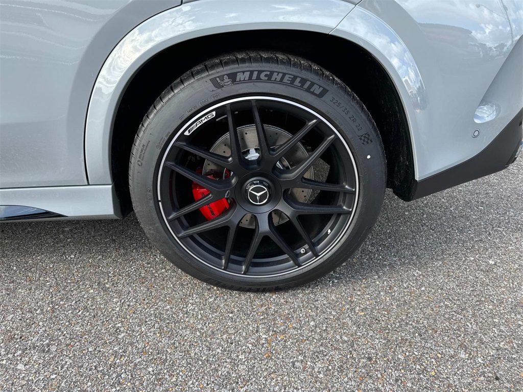 2025 Mercedes Benz GLE AMG 63 4MATIC photo 3