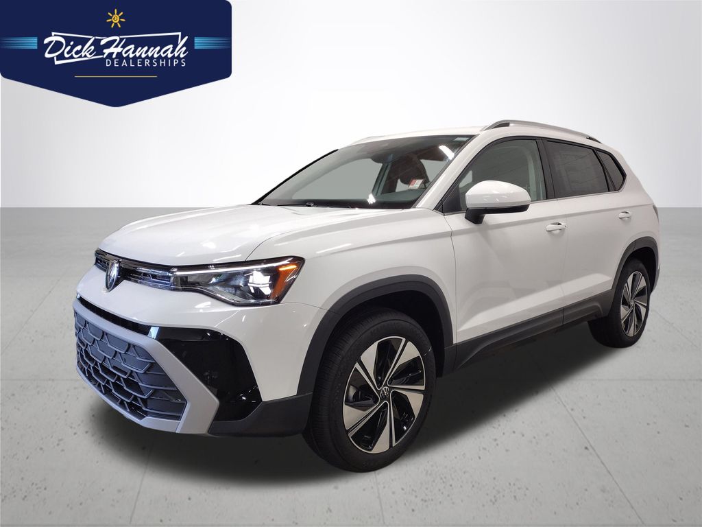 2025 Volkswagen Taos SE's photo