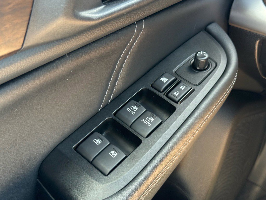 2018 Subaru Outback Limited photo 26