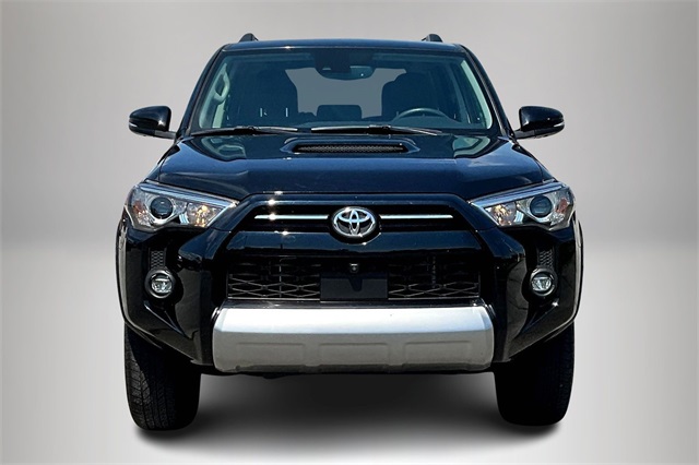 2022 Toyota 4Runner TRD Off-Road Premium photo 2
