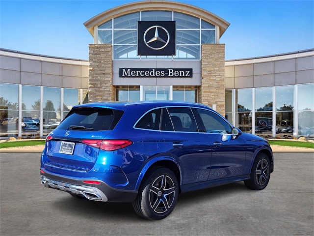 2026 Mercedes Benz GLC 300 4MATIC photo 3