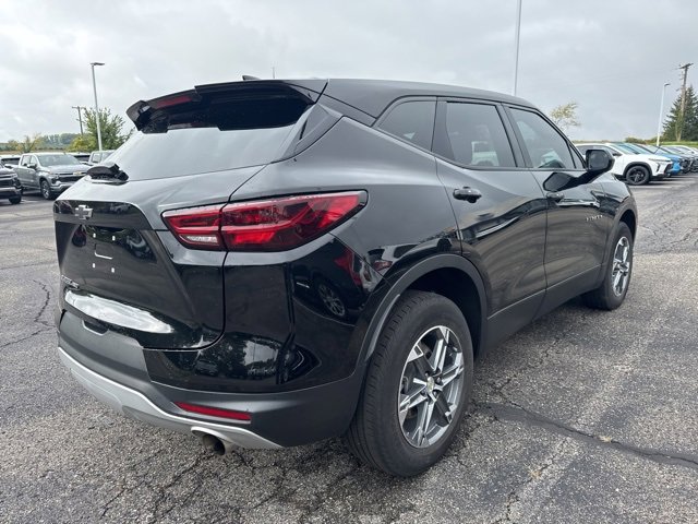 2023 Chevrolet Blazer 2LT photo 3