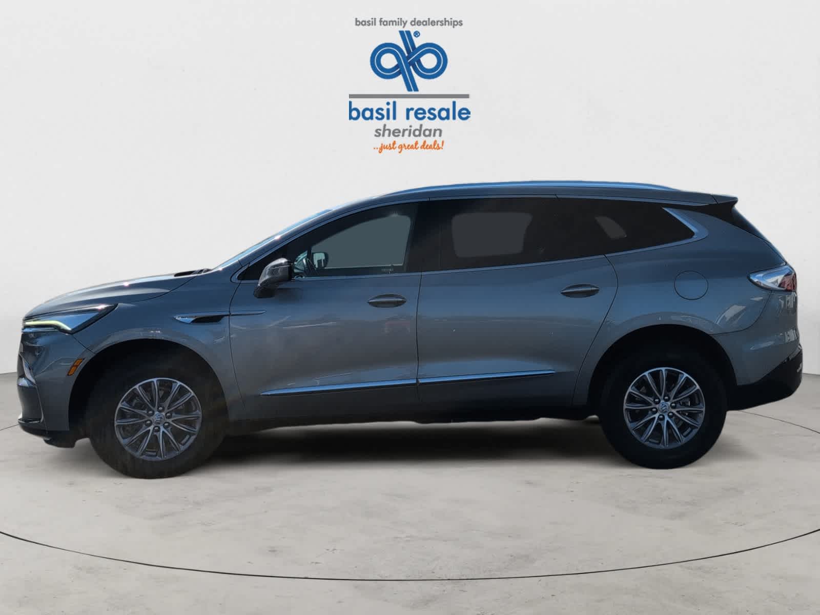 2024 Buick Enclave Premium photo 3