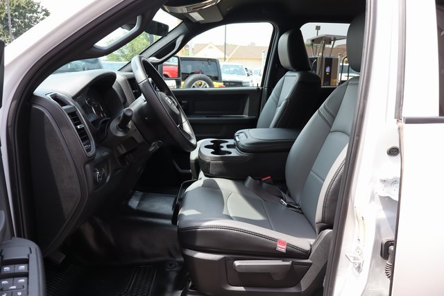 2025 Ram 2500 Tradesman photo 8