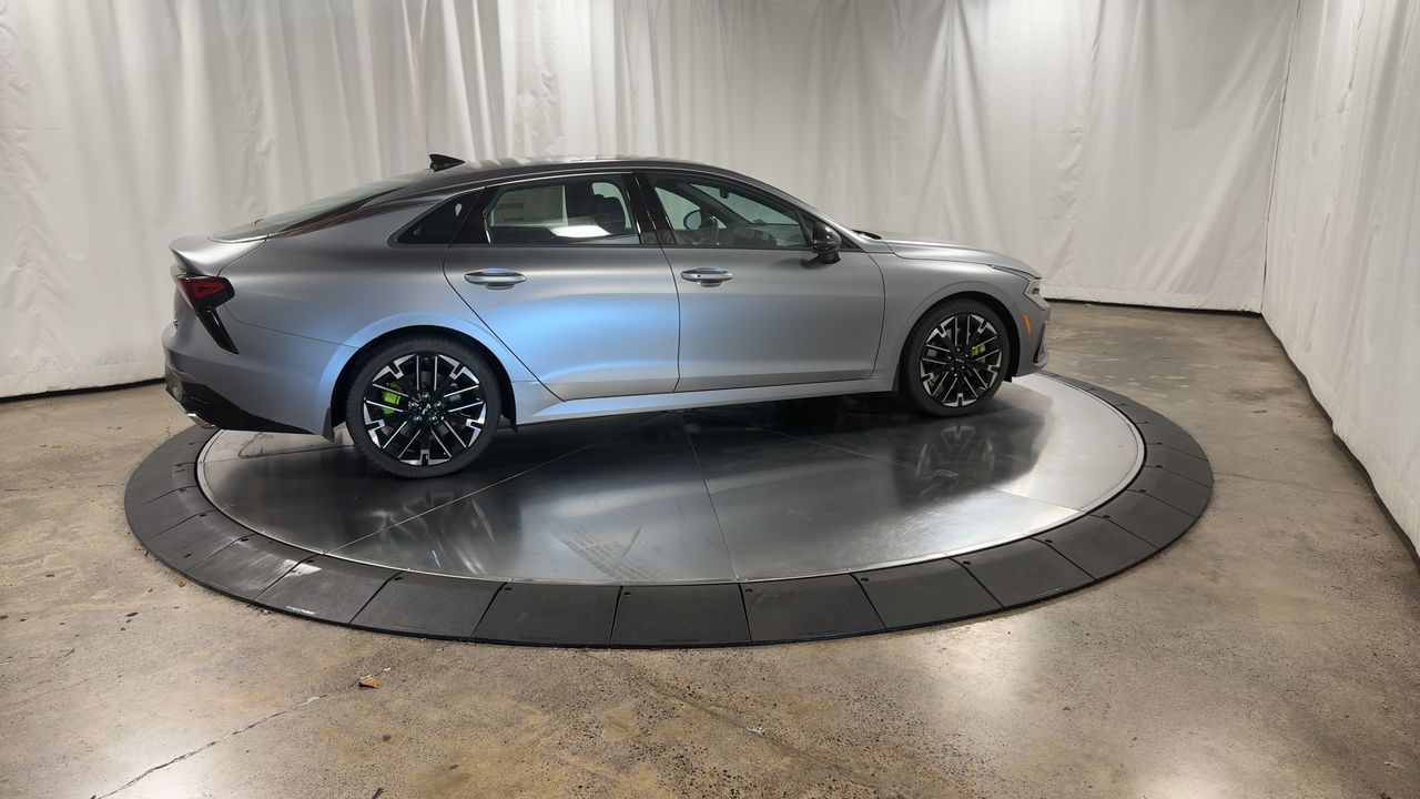 2026 Kia K5 GT photo 2