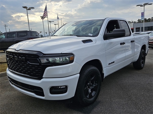 2025 Ram 1500 Tradesman photo 3