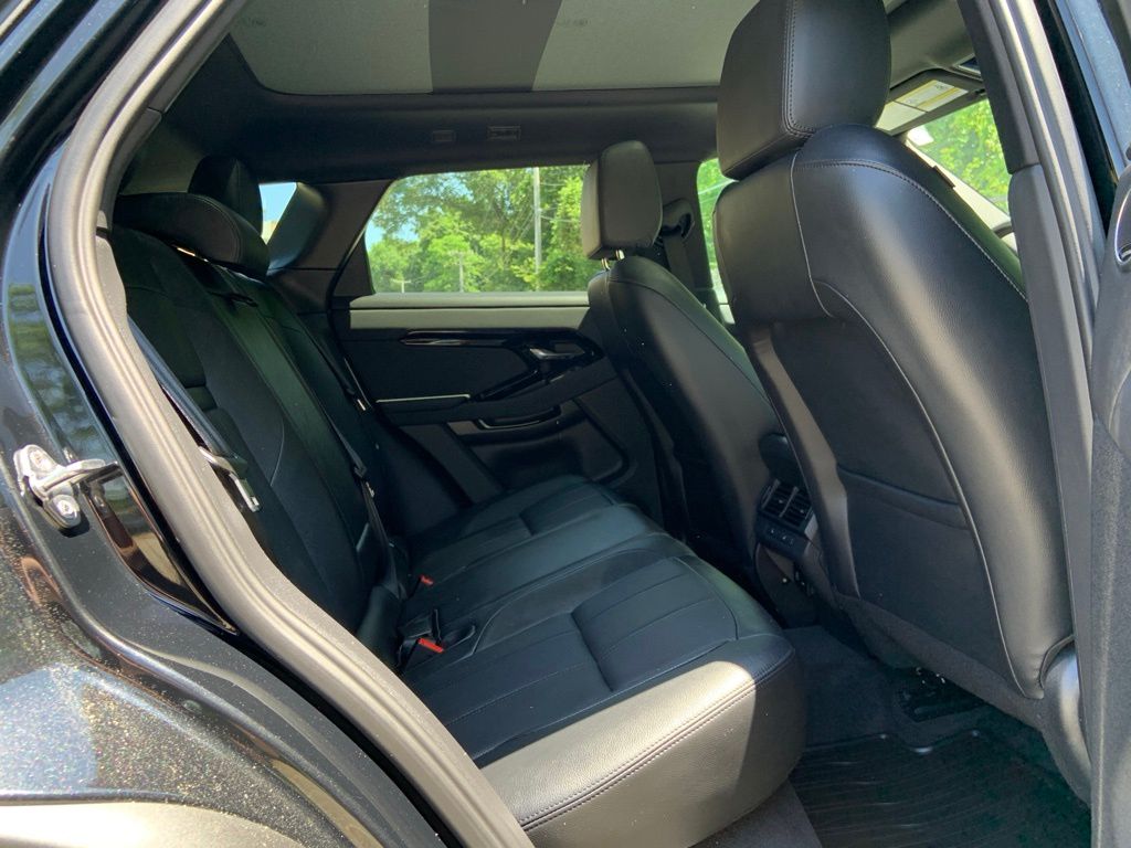 2024 Land Rover Range Rover Evoque S photo 17