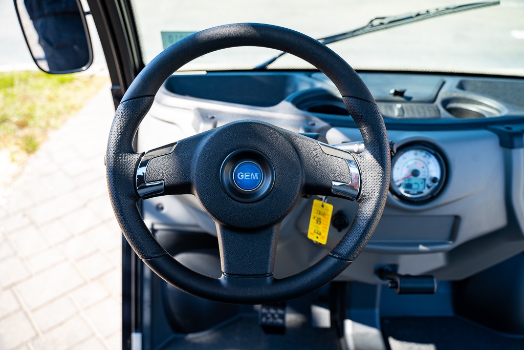 2022 Polaris GEM photo 15