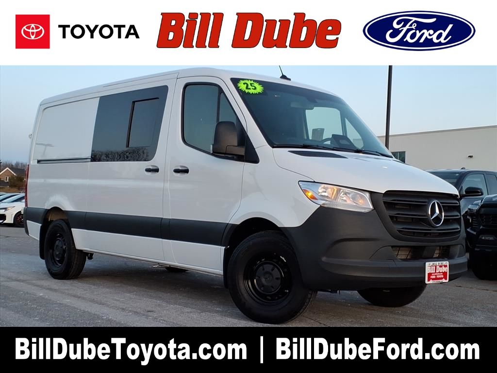 2025 Mercedes-Benz Sprinter Cargo Van Base's photo