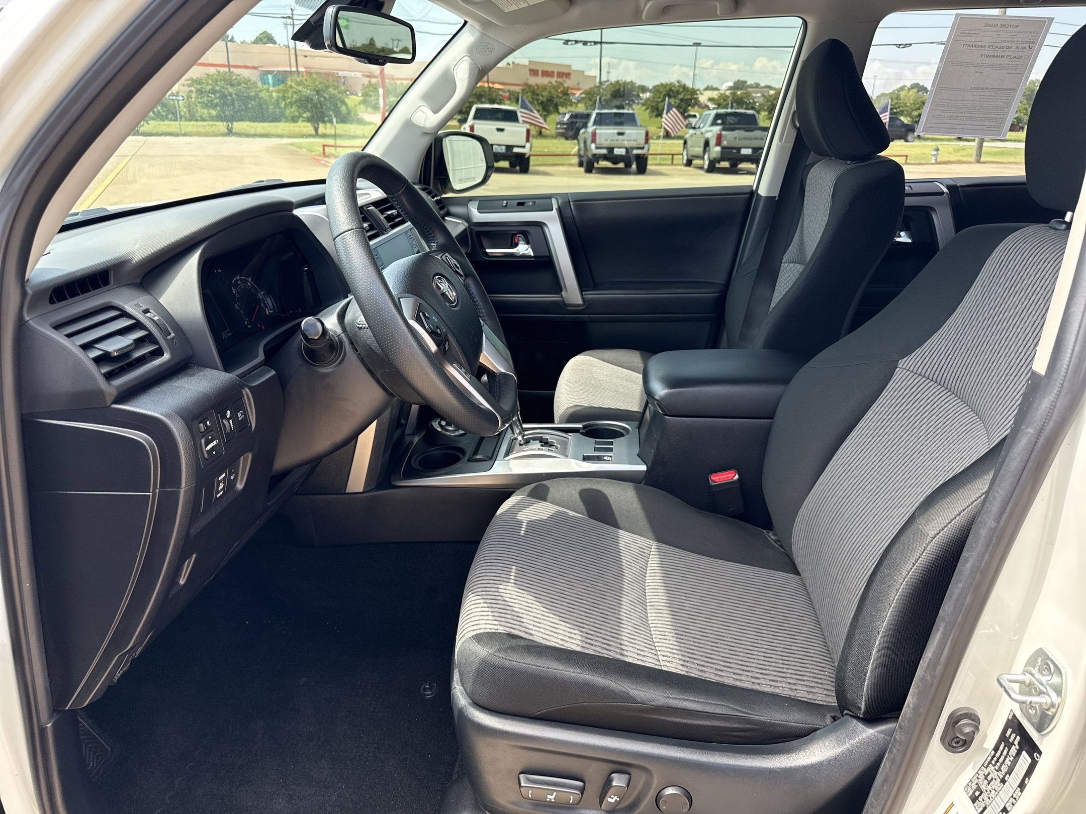 2023 Toyota 4Runner SR5 photo 5