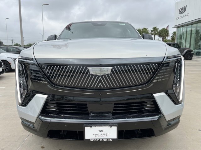 2025 Cadillac Escalade IQ Sport photo 6