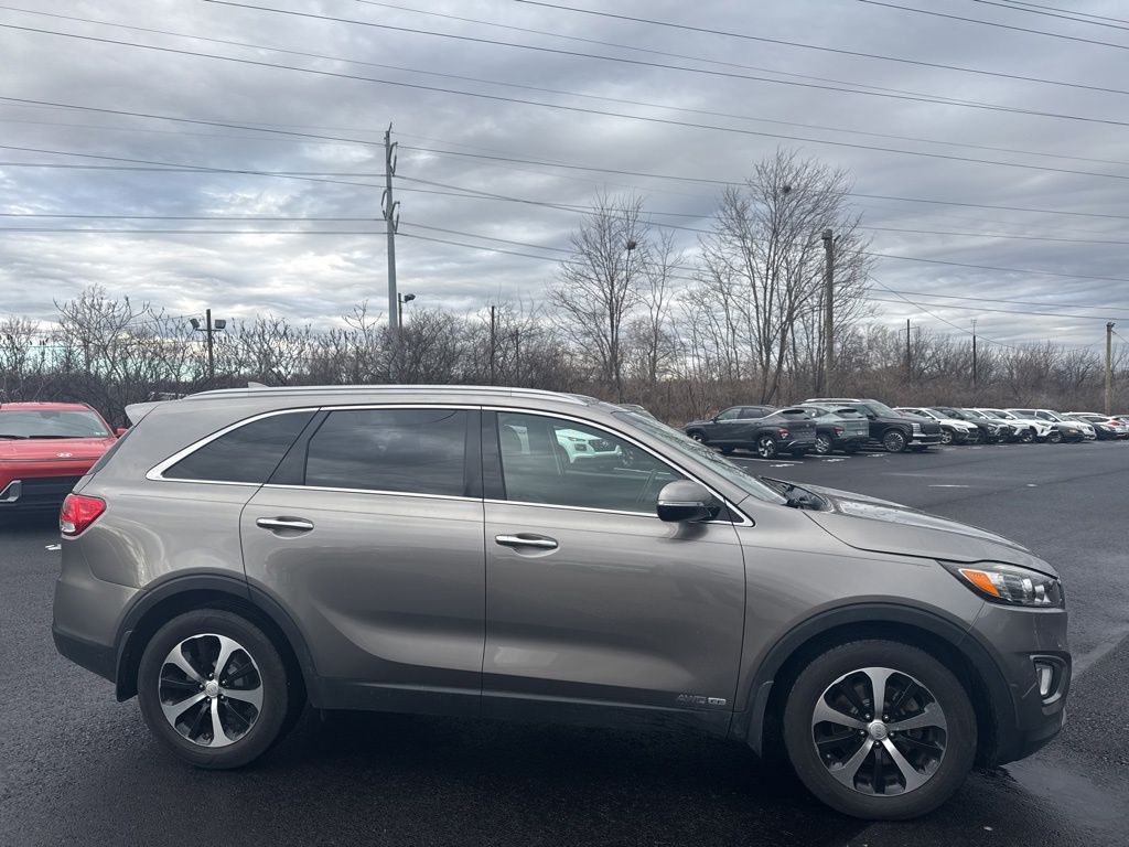 2016 Kia Sorento EX's photo