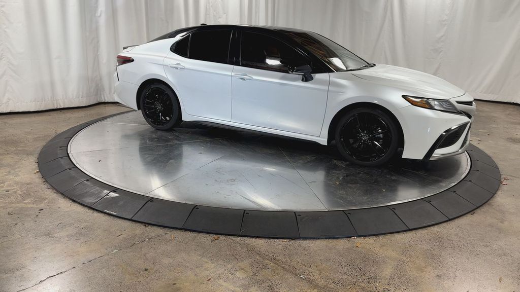 2024 Toyota Camry XSE V6 photo 2