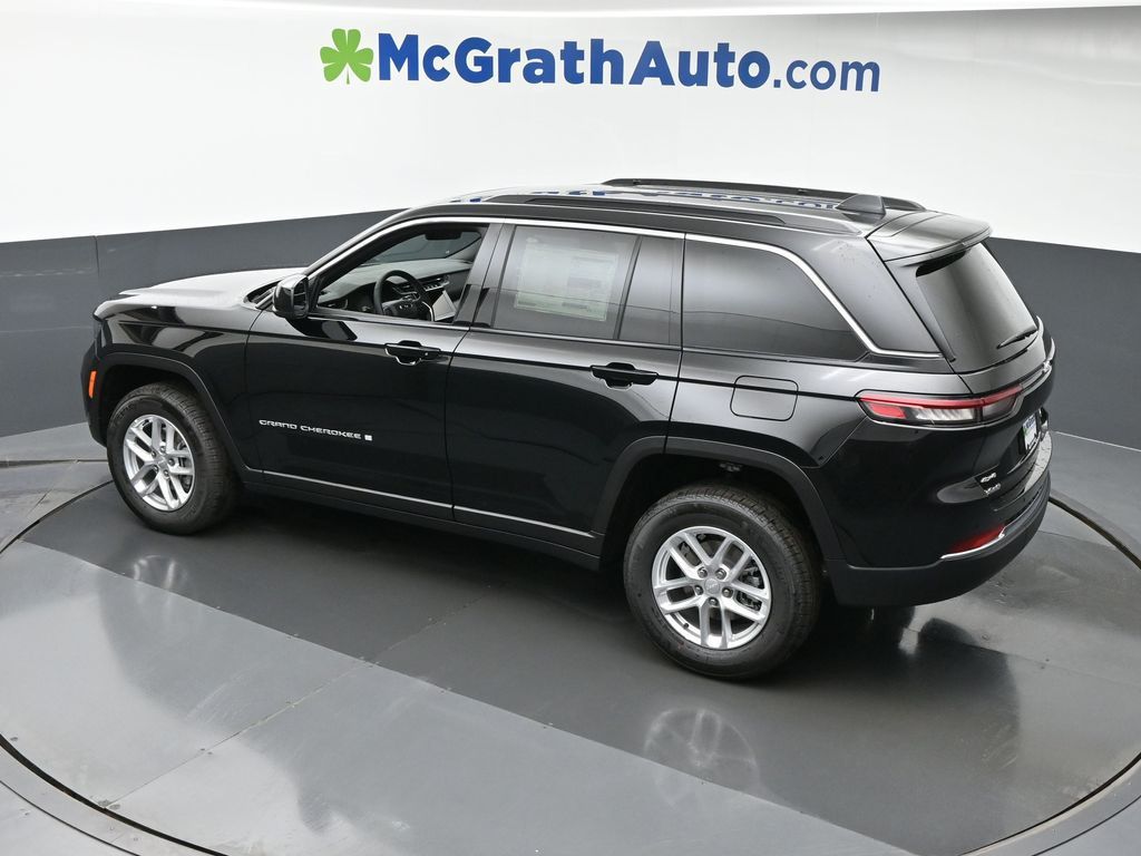 2025 Jeep Grand Cherokee Laredo X photo 19