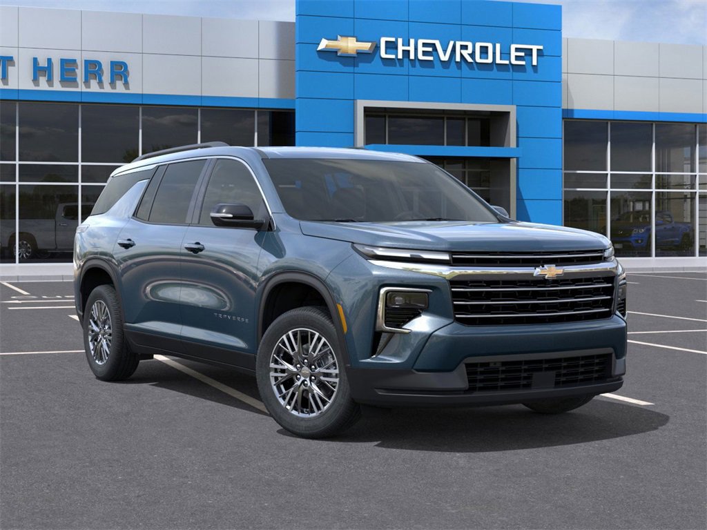 2026 Chevrolet Traverse photo 3