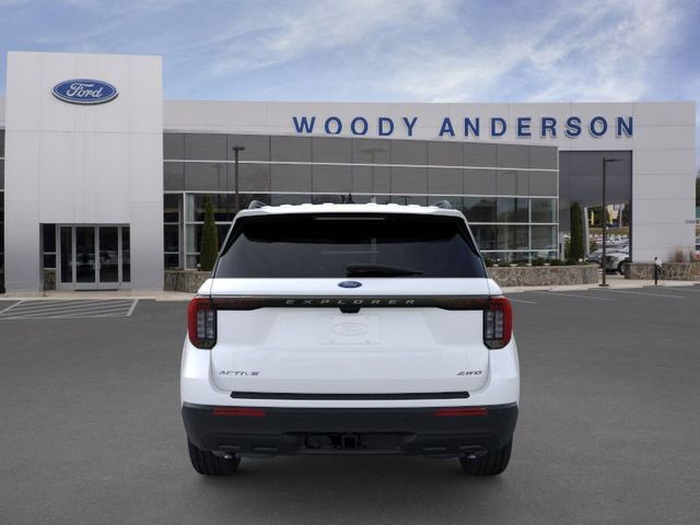 2026 Ford Explorer photo 4