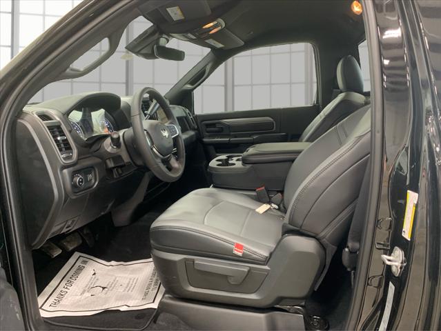 2025 Ram 2500 Tradesman photo 9
